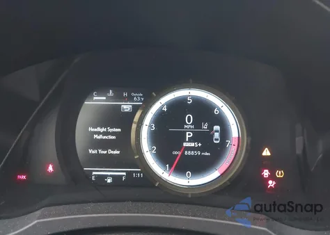 2018 Lexus Is 350 из США, поврежденный, VIN JTHBZ1D24J5033649